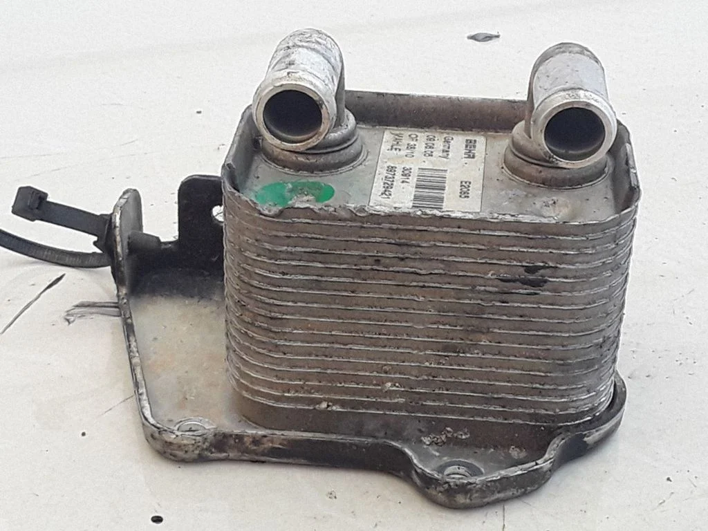 Õlifiltri hoidik/jahuti – Opel Astra H (2004-2012)