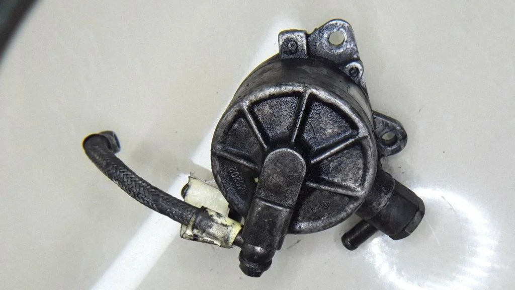Vaakumpump – Mitsubishi Galant (1997-2003)