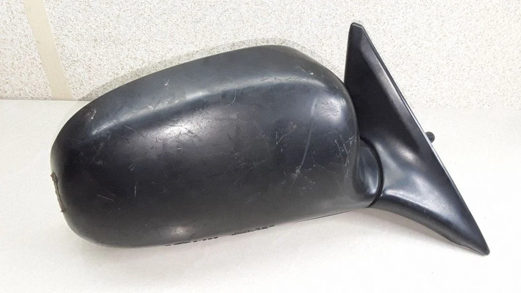 Mehaaniline välispeegel – Mitsubishi Colt (1989-1992)