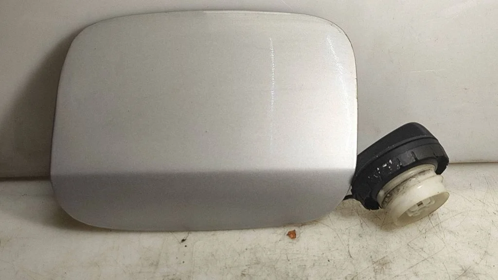 Fuel tank cap – Lexus IS 220D-250-350 (2006-2013)