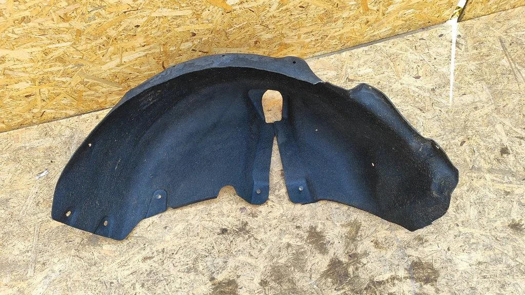 Rear arch fender liner splash guards 8X0810971F