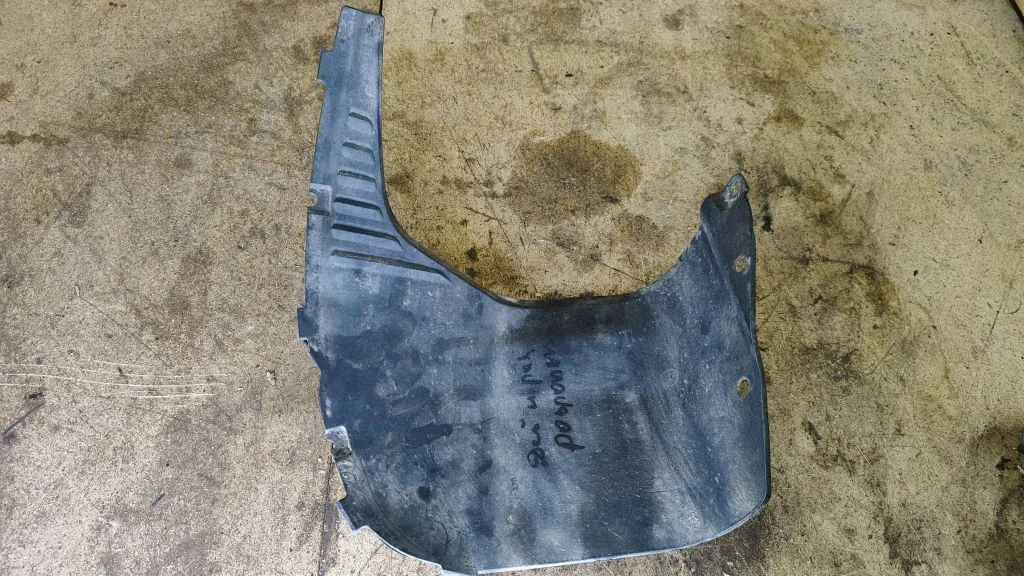 Rear arch fender liner splash guards 78818JD00A