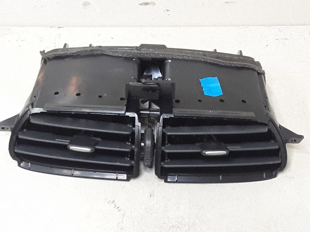 Dash center air vent grill