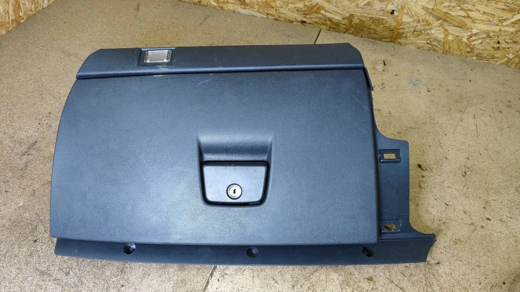 Glove box 8626141