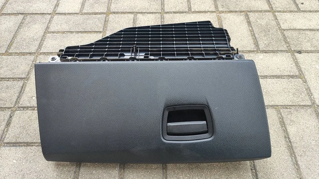 Glove box – BMW 5 Series F10 F11 (2009-2016)