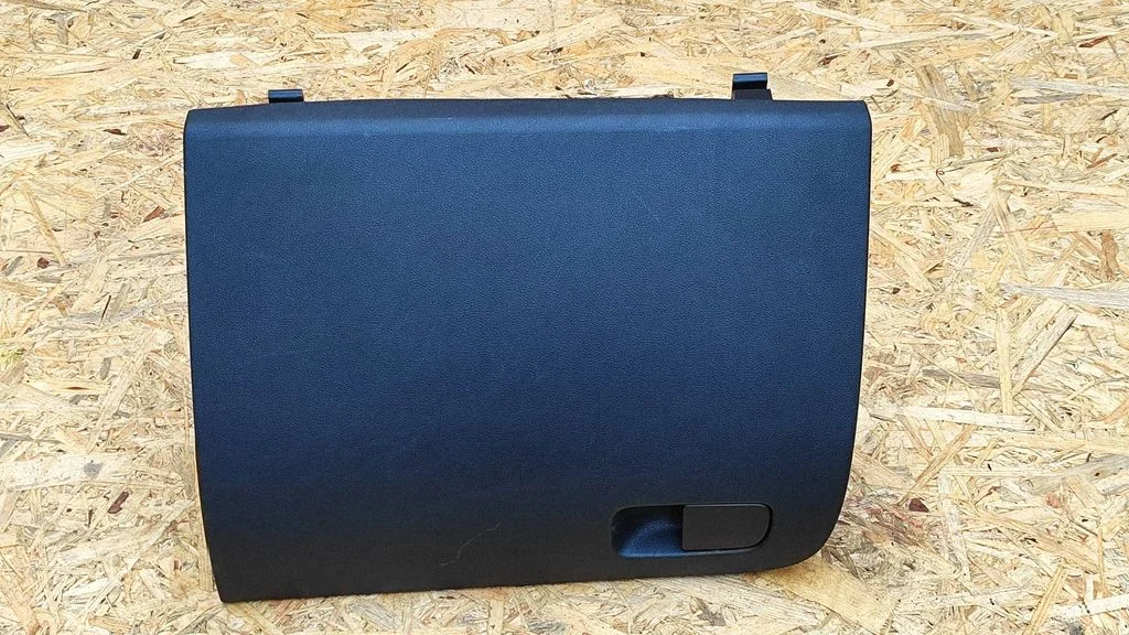 Glove box 5E1867121A