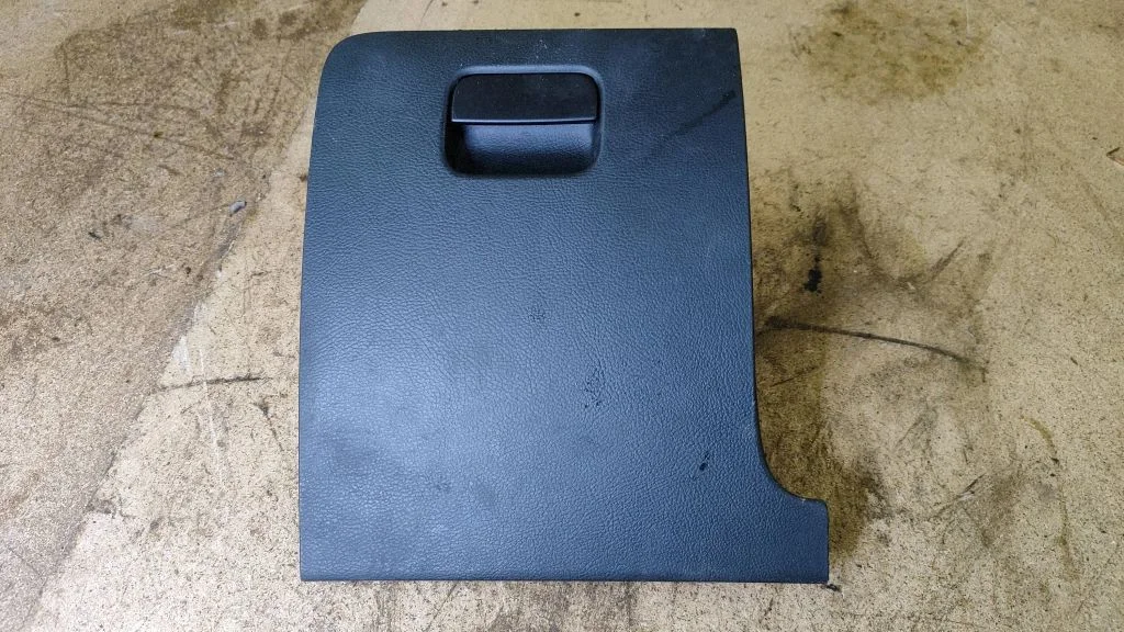 Glove box 3C1857921