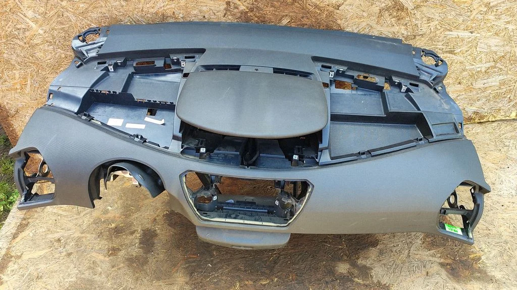 Dashboard 9654102280