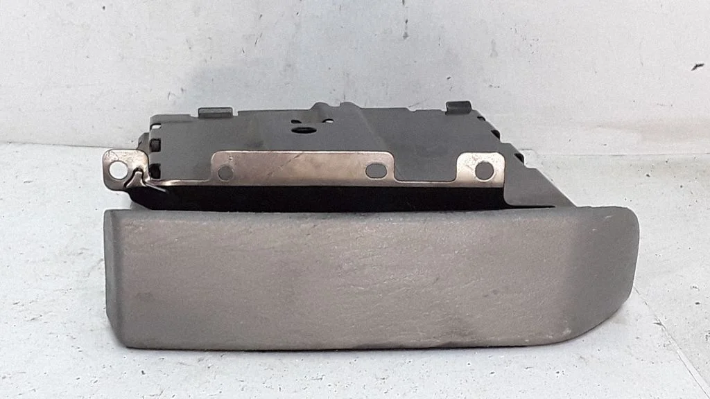 Cup holder – Chrysler Grand Voyager IV (2001-2007)