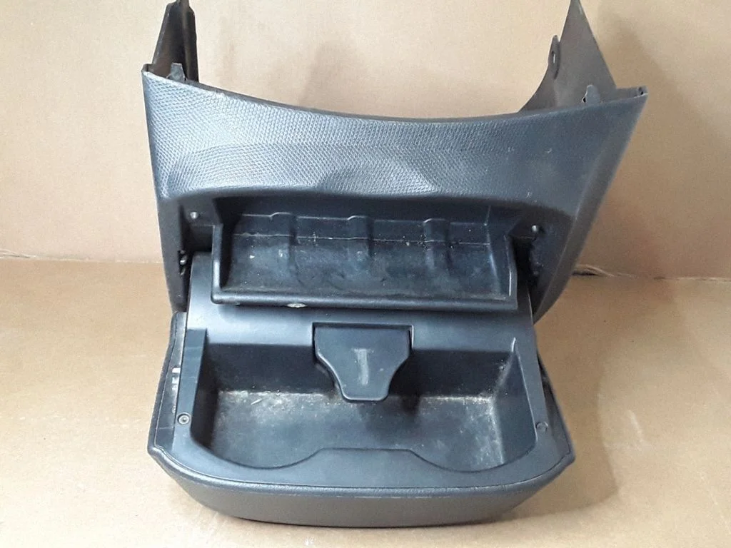 Cup holder – Nissan Micra (2003-2007)