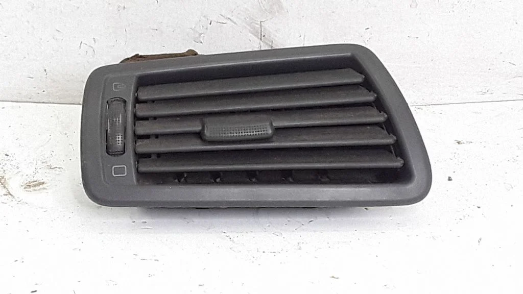Dashboard side air vent grill/cover trim 1484109077