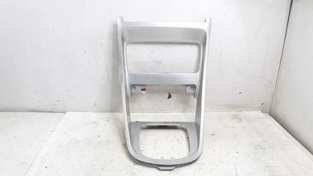 Gear shifter surround trim plastic 9651943877