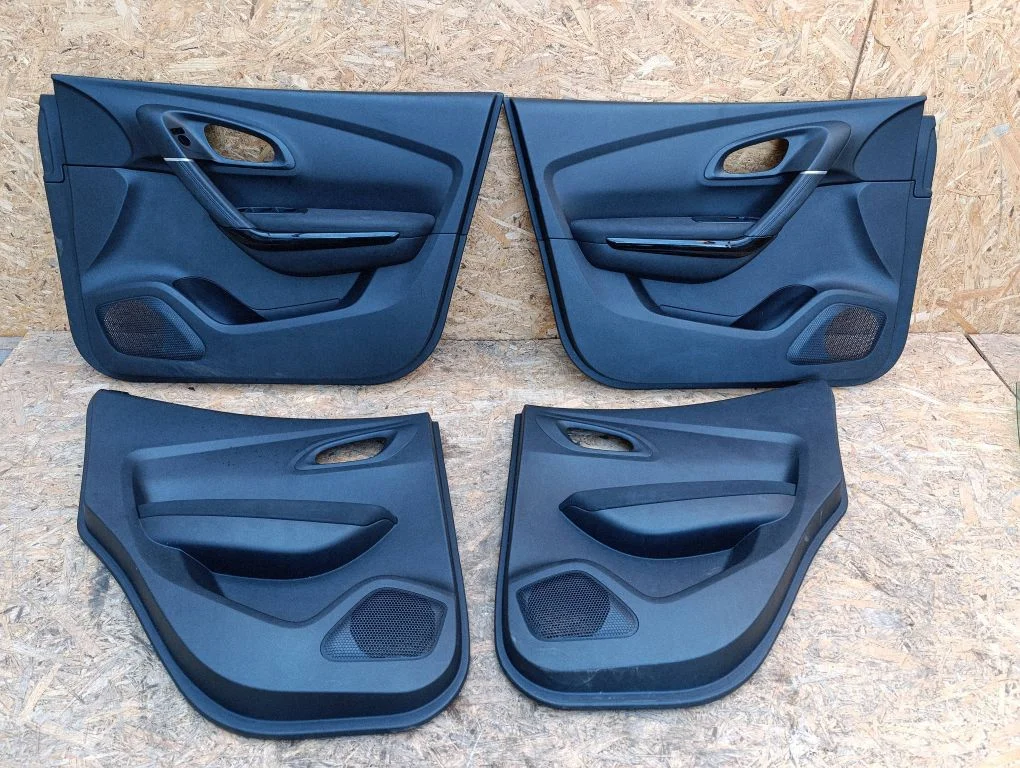 Front door card panel trim 809008627R