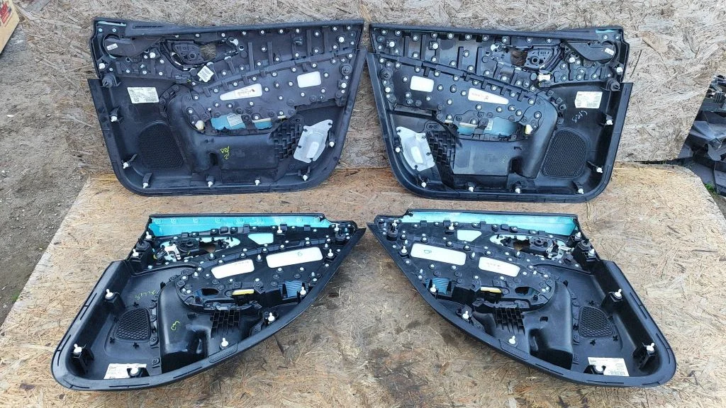Front door card panel trim