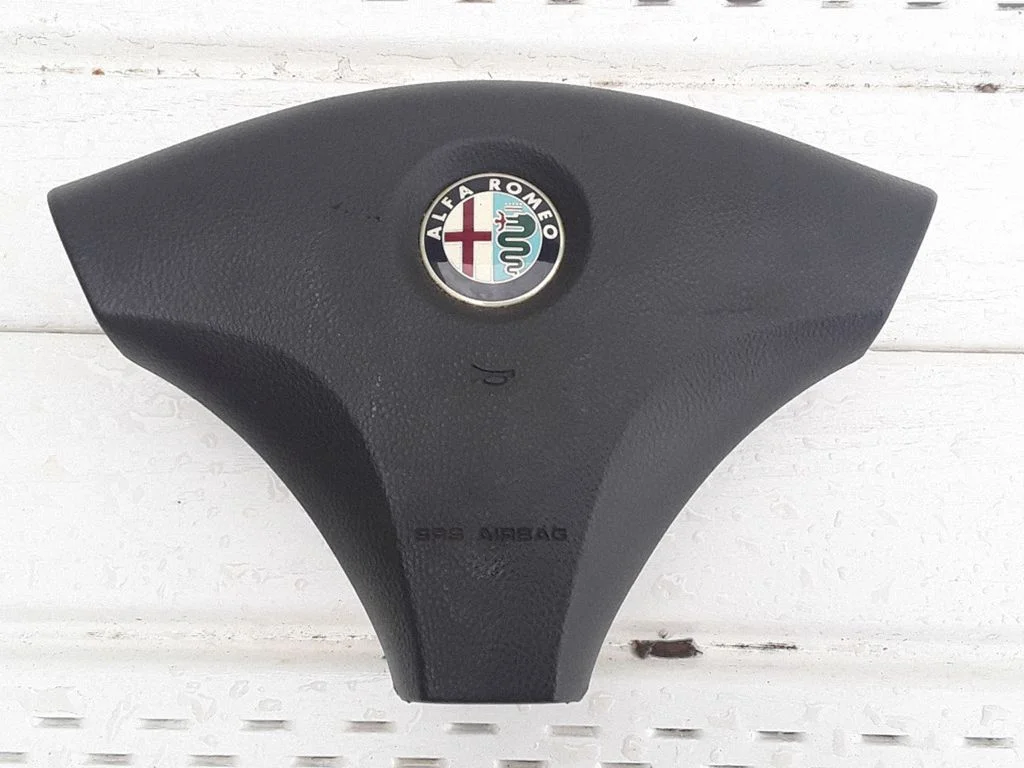 Steering wheel airbag 156017268