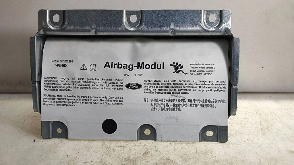 Passenger airbag AG91042A94GA