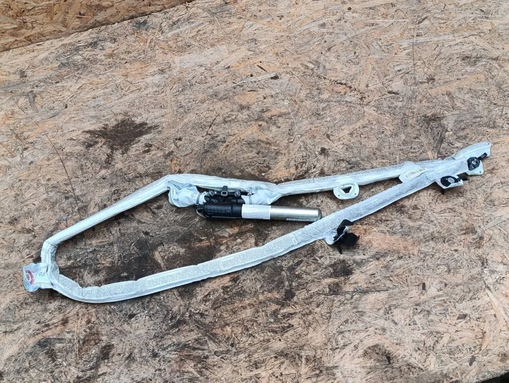 Roof airbag – BMW 1 Series E81 E87 (2004-2011)