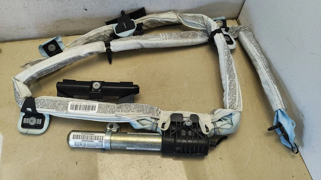 Katuse turvapadi (kardin) – BMW 3-seeria E90 E91 (2005-2012)