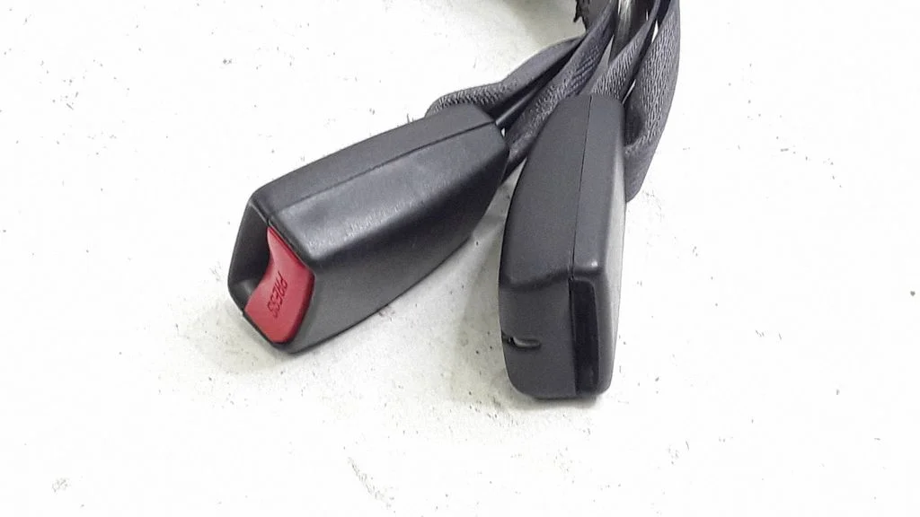 Rear seatbelt buckle TKAB0EH846
