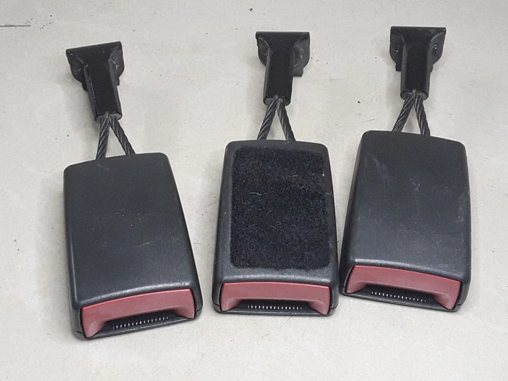 Rear seatbelt buckle – Opel Astra H (2004-2012)