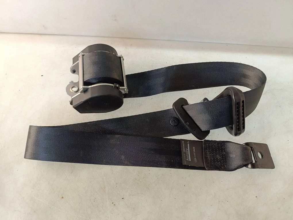 Tagumine turvavöö 888410017R