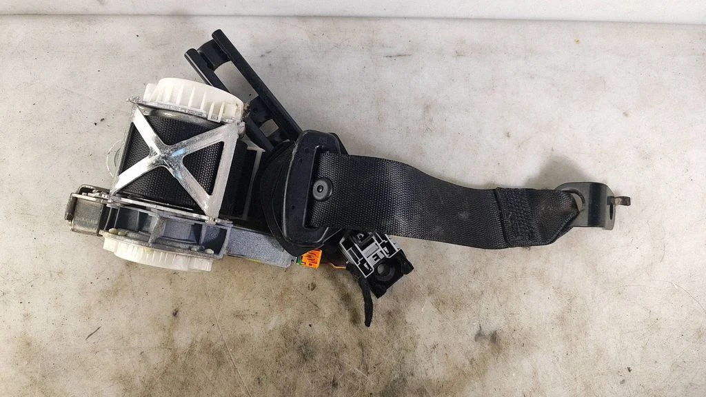 Rear seatbelt A2128600188