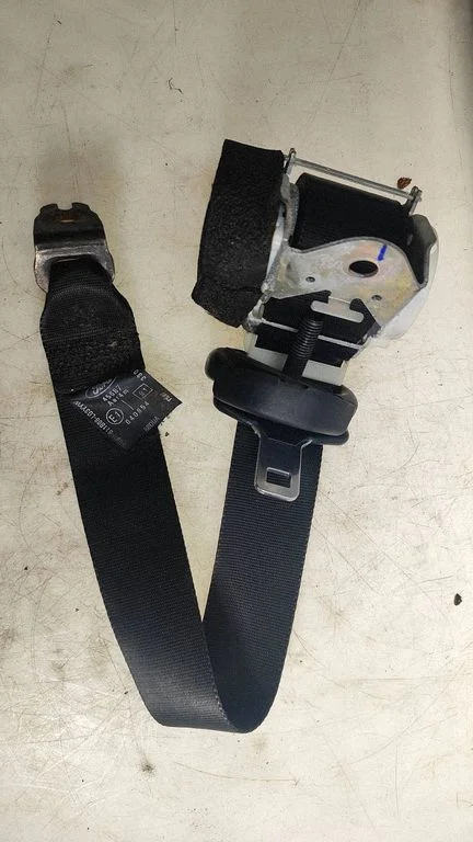 Rear seatbelt 6G9N611B68