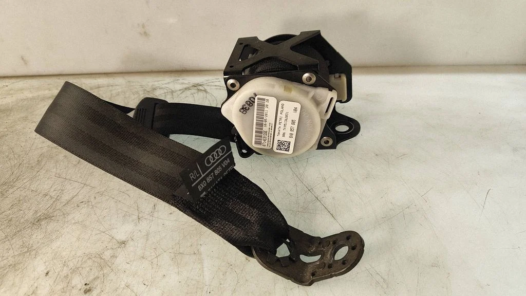 Rear seatbelt 8X0857805