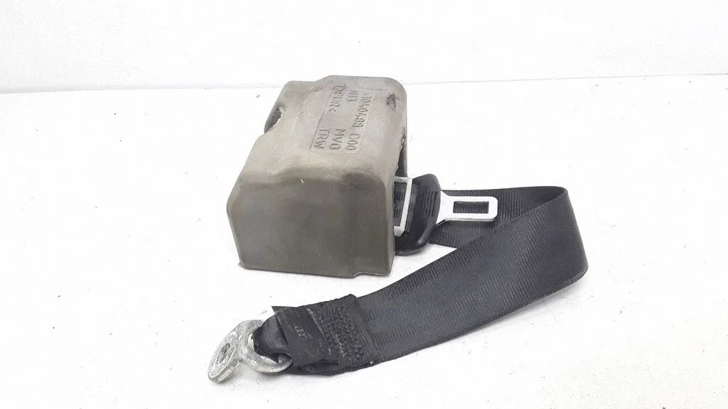 Rear seatbelt 8P0857805