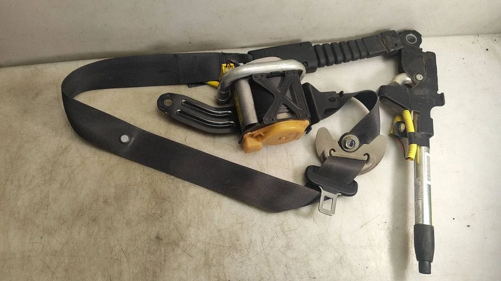 Front seatbelt 81450SMGE010M4