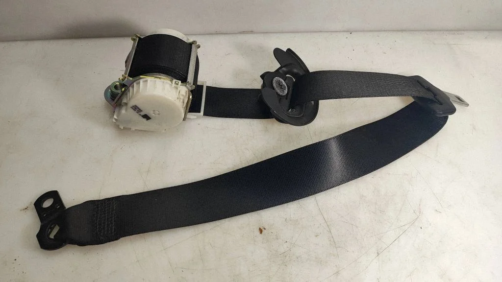 Front seatbelt S2340071210K