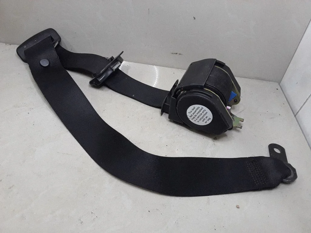 Front seatbelt – BMW 3 Series E46 (1998-2005)