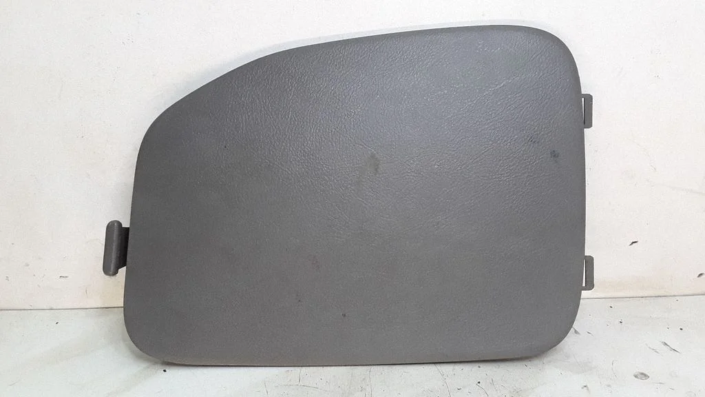 Pagasiruumi viimistluse kate – Toyota Corolla Verso E121 (2001-2004)
