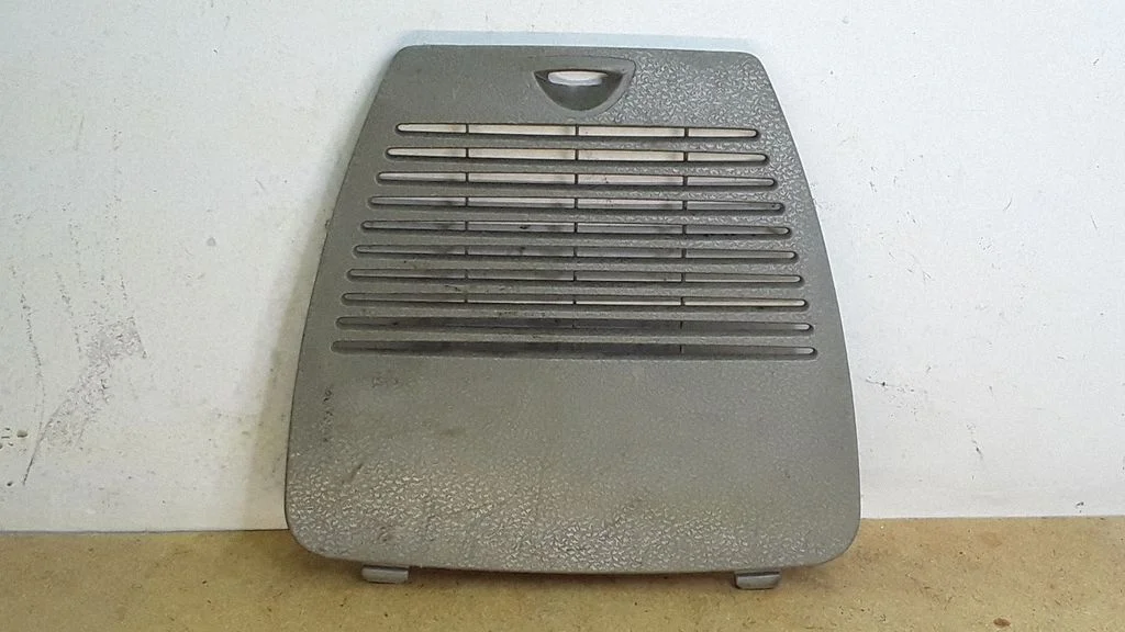 Pagasiruumi viimistluse kate – Renault Modus (2004-2007)