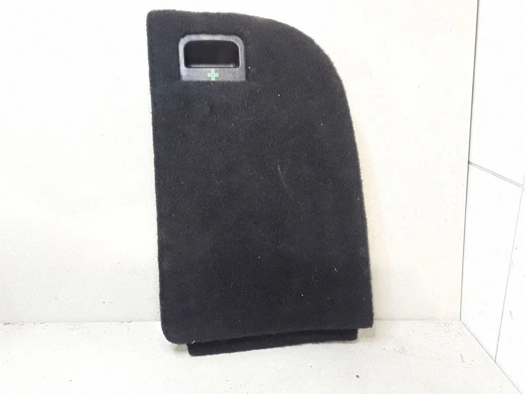 Pagasiruumi viimistluse kate – Volkswagen Passat B5.5 (2001-2005)