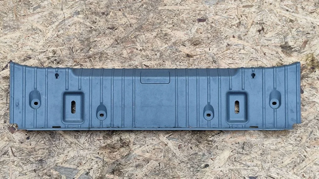 Trunk/boot sill cover protection – BMW 3 Series E90 E91 (2005-2012)