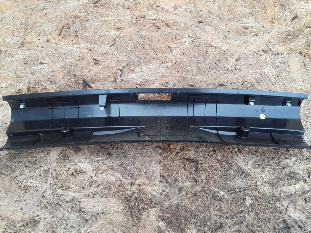 Trunk/boot sill cover protection – Volkswagen Passat B5.5 (2001-2005)