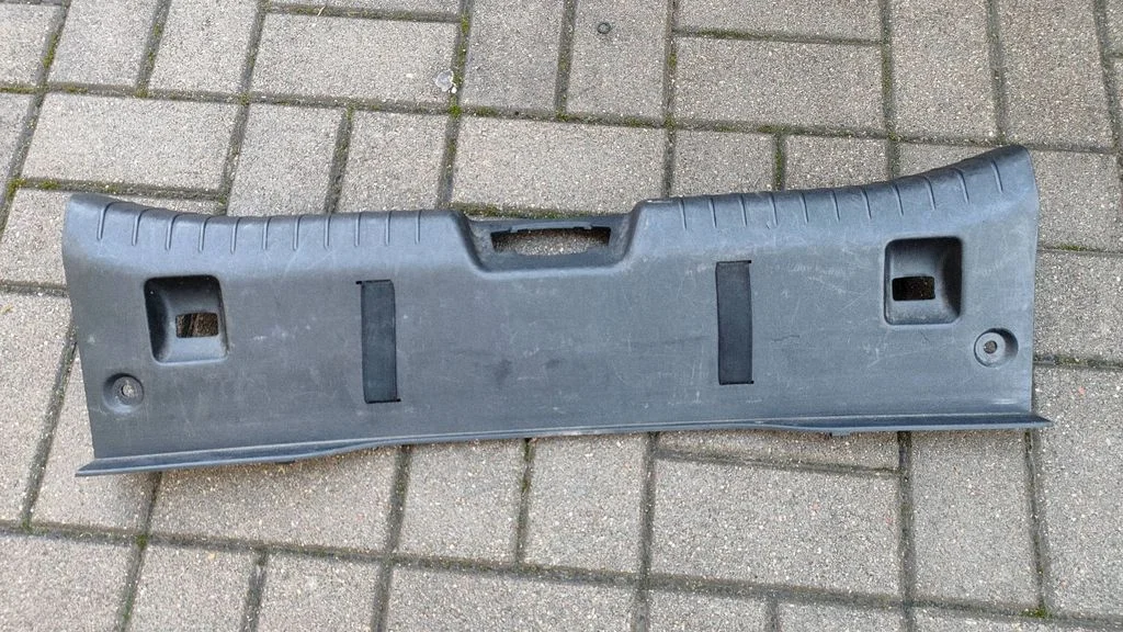 Trunk/boot sill cover protection – KIA Ceed (2006-2012)