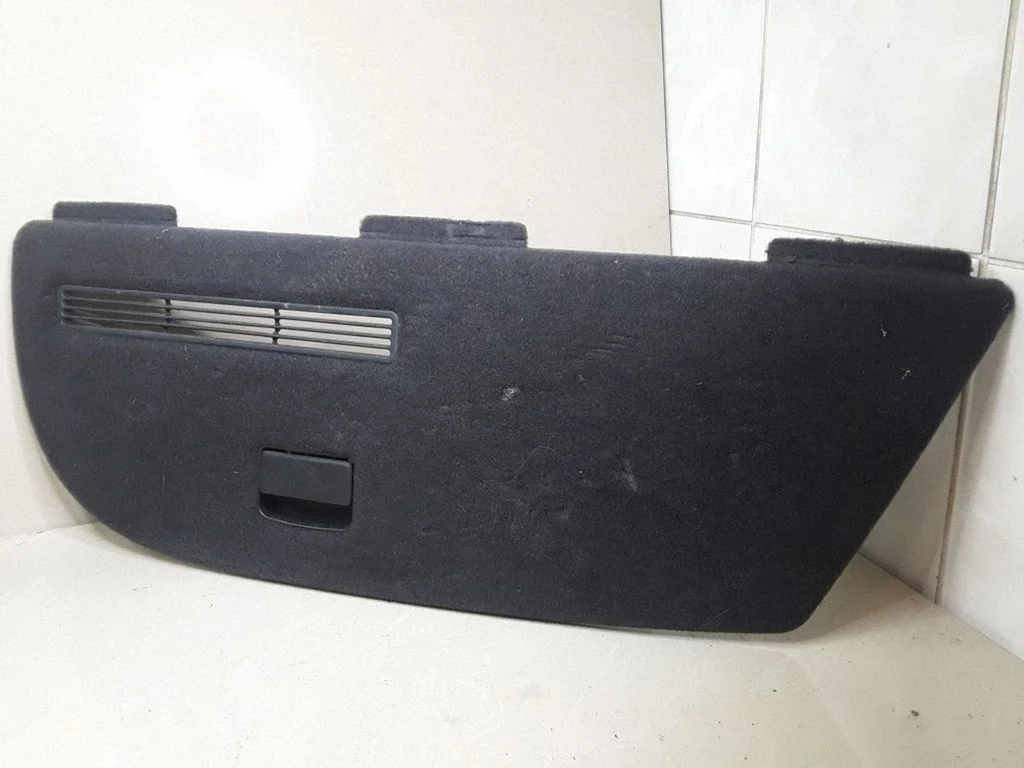 Pagasiruumi viimistluse kate – Audi A3 S3 8L (1996-2003)
