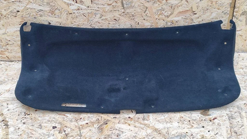 Tailgate/boot lid cover trim – Lexus IS 220D-250-350 (2006-2013)