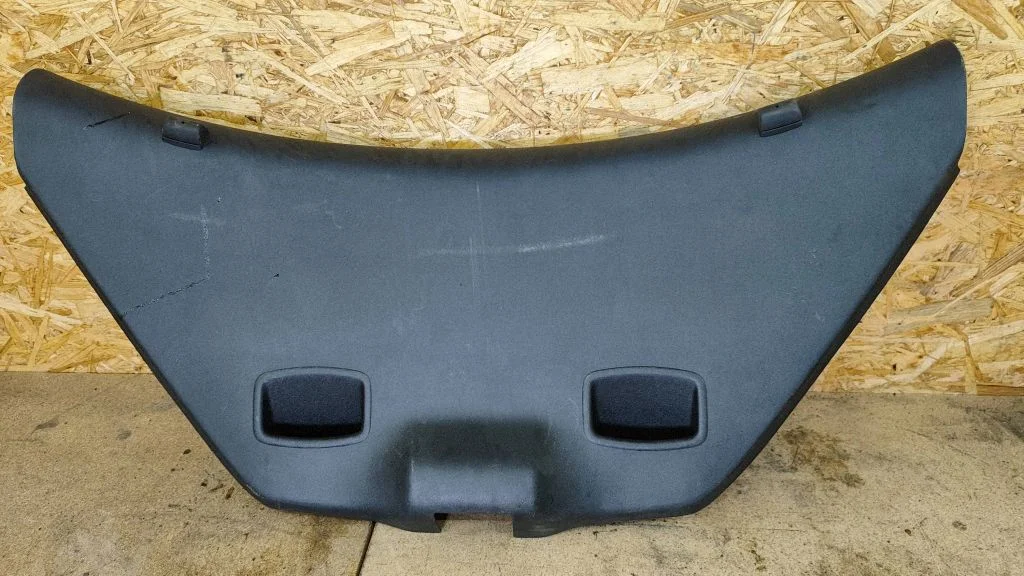 Tailgate/boot lid cover trim – Volkswagen New Beetle (1998-2010)