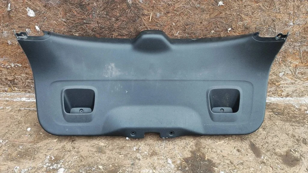 Tailgate/boot lid cover trim – Peugeot 308 (2007-2013)