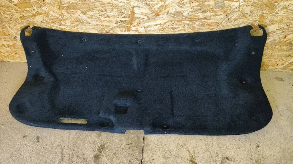 Tailgate/boot lid cover trim – Lexus IS 220D-250-350 (2006-2013)