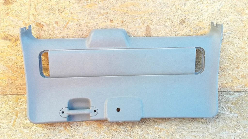 Tailgate/boot lid cover trim – Chrysler Grand Voyager IV (2001-2007)