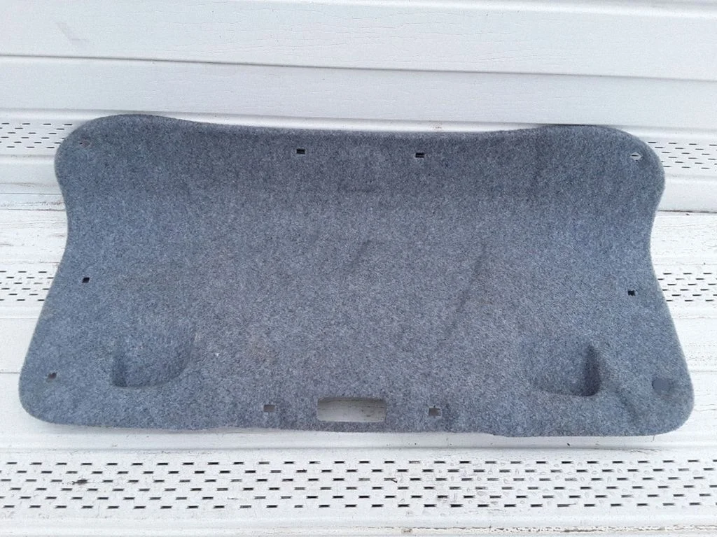 Tailgate/boot lid cover trim – Volvo S60 (2005-2010)