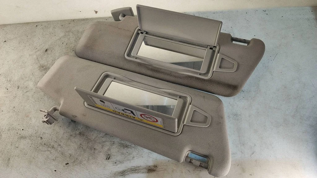 Sun visor – Mercedes-Benz E-Class W212 (2009-2016)