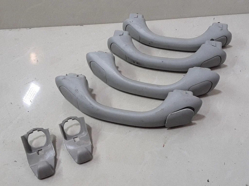 Front interior roof grab handle – Volvo S60 (2005-2010)