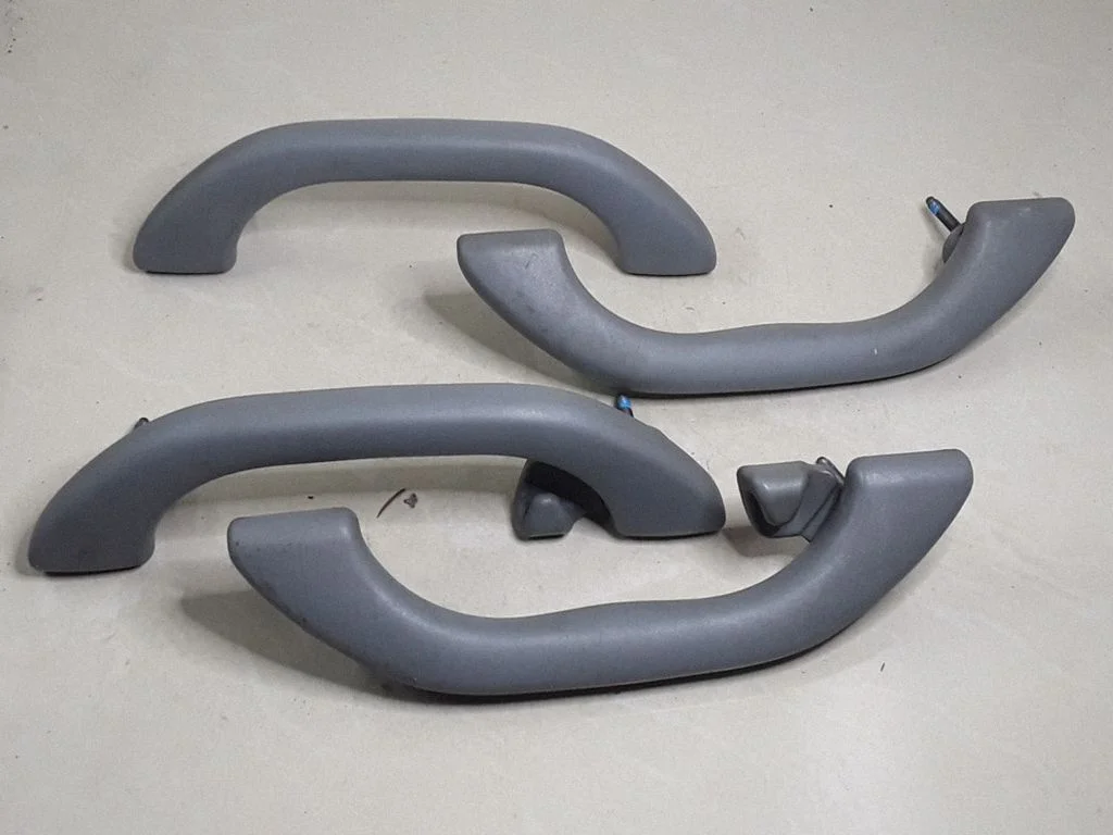 Front interior roof grab handle 8D0857608C