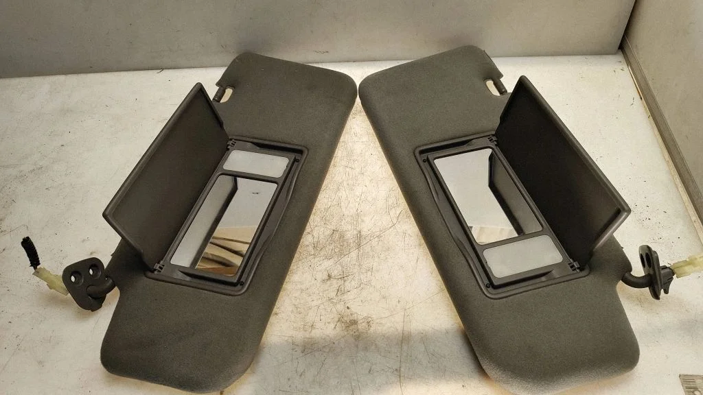 Sun visor
