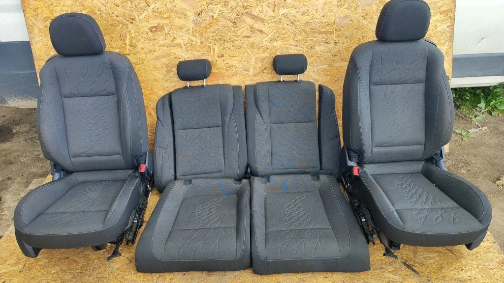 Seat set – Opel Cascada (2013-)